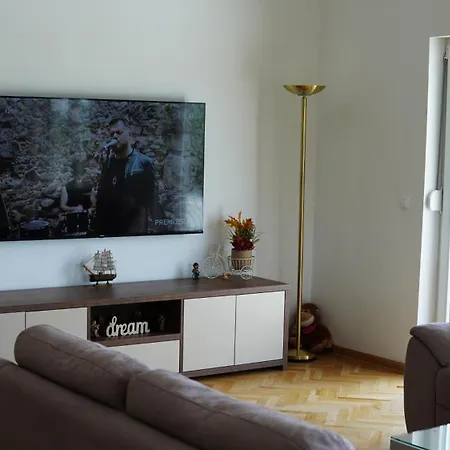 Zona Apartment